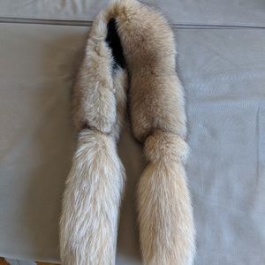 Beautiful natural fox boa